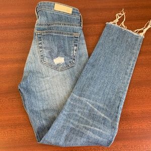 NWOT AG Distressed The Stilt Cigarette Raw Hem